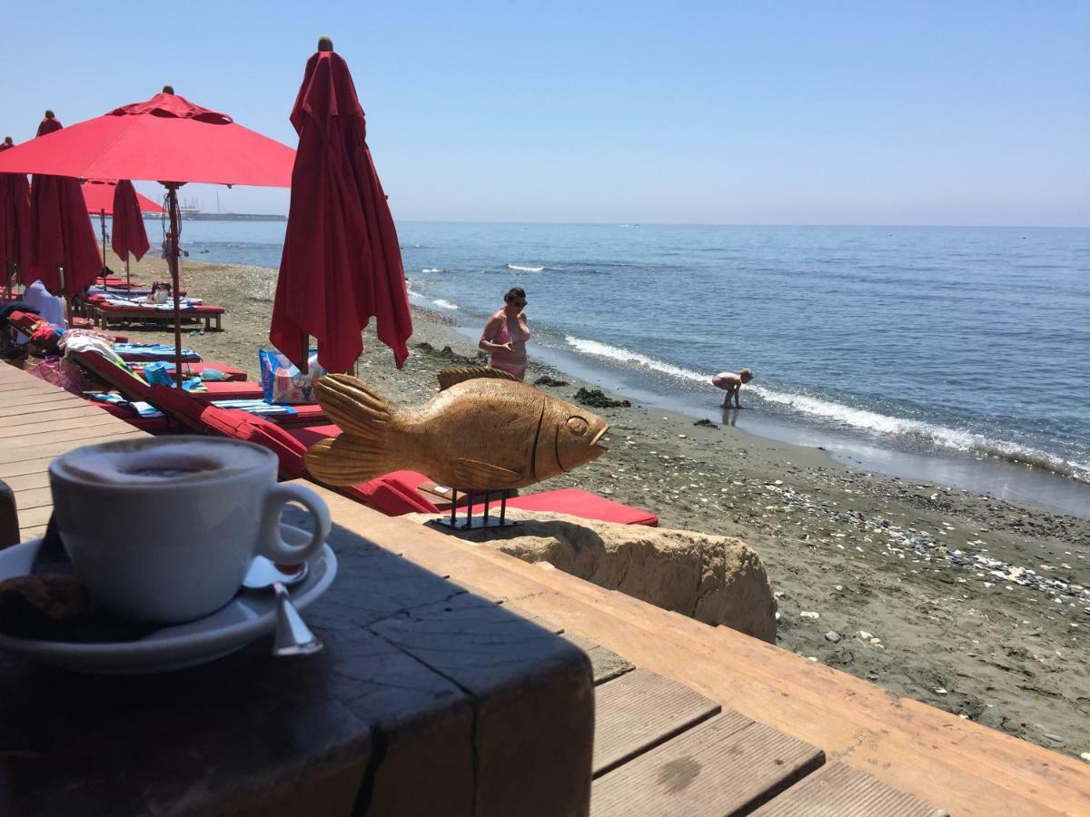 Modern Seaview Beach Studio Лімасол Екстер'єр фото